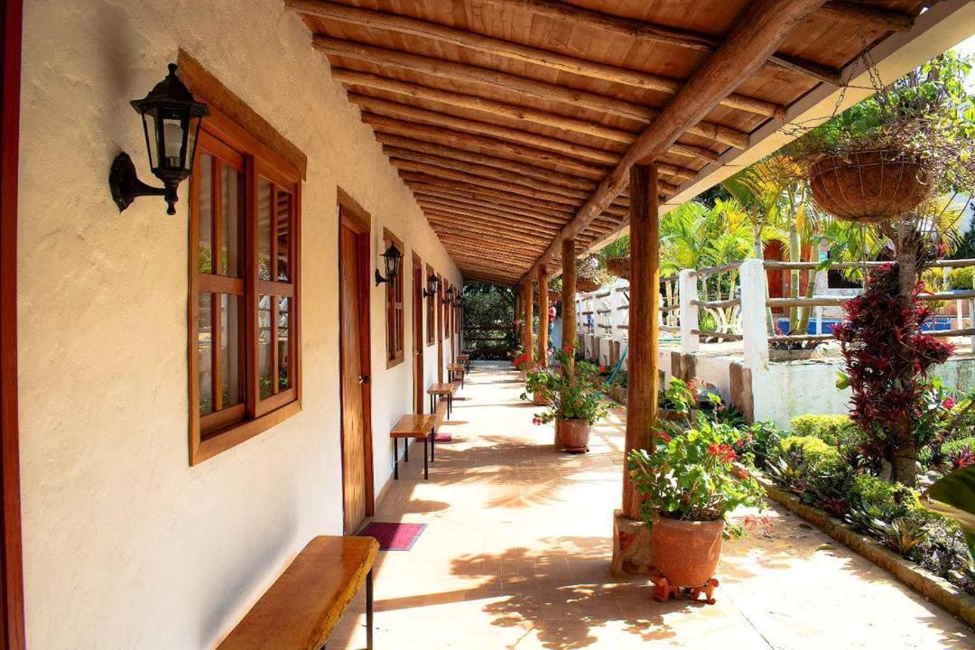 Hotel Boutique Santa Clara Mesa De Los Santos لوس سانتوس المظهر الخارجي الصورة